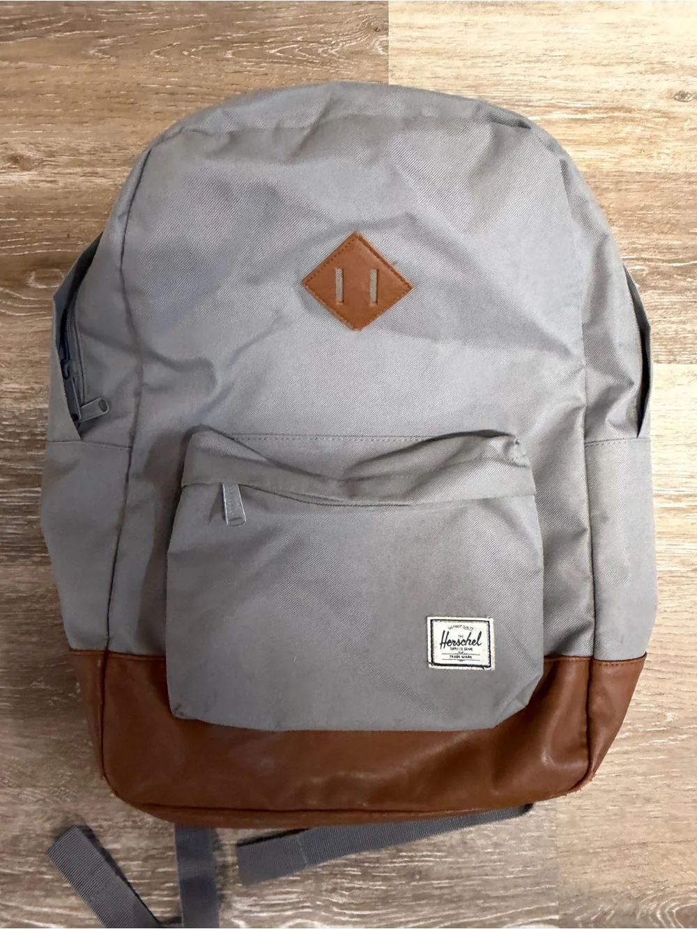 HERSCHEL SUPPLY CO. HERITAGE Unisex Gray/Saddle‎ Brown Backpack